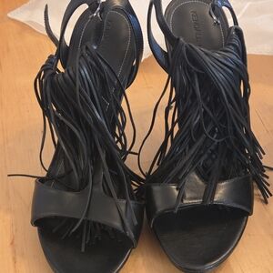 Kendall & Kylie Aries Fringe Black Leather Heels